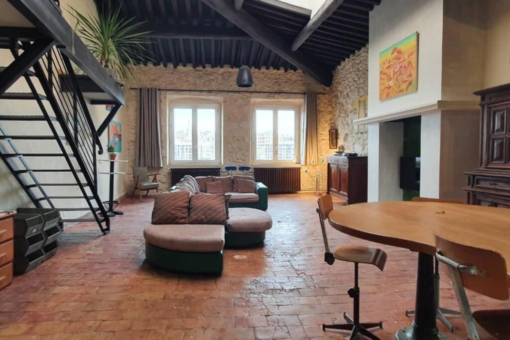 Apartmán Grand Loft En Plein Coeur Du Vieux-Port Marseille Exteriér fotografie